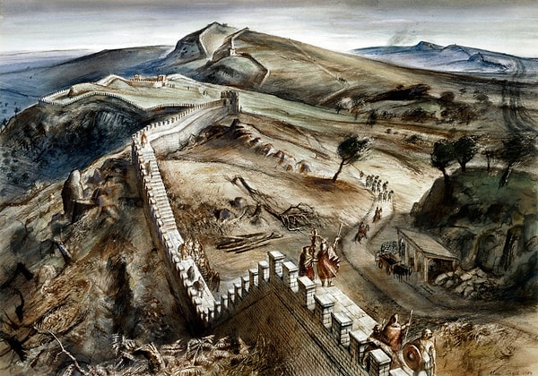 1. Romalılar 'Hadrian Duvarı'nı inşa ettiklerinde, sadece duvarın dış tarafına değil, iç tarafına da bir kale hendeği inşa edildi.