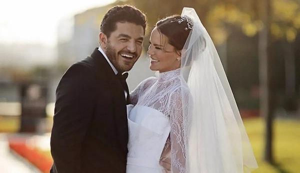 Model ve sunucu Ebru Şallı ile iş insanı Uğur Akkuş iki yıllık birlikteliklerini nikah masasına taşıma kararı almıştı. Çift, 26 Eylül 2019 tarihinde Çırağan Sarayı'nda dünyaevine girmişti.