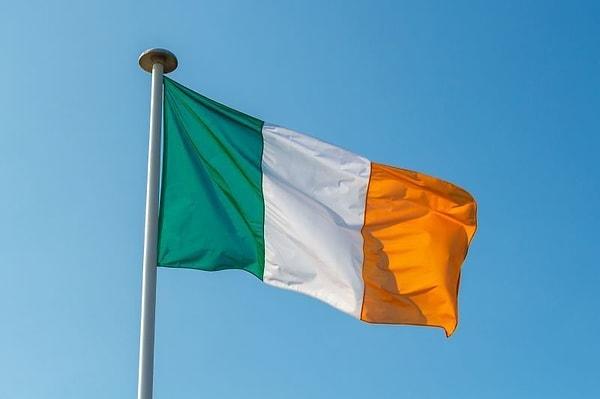 İrlanda bayrağı tarihi