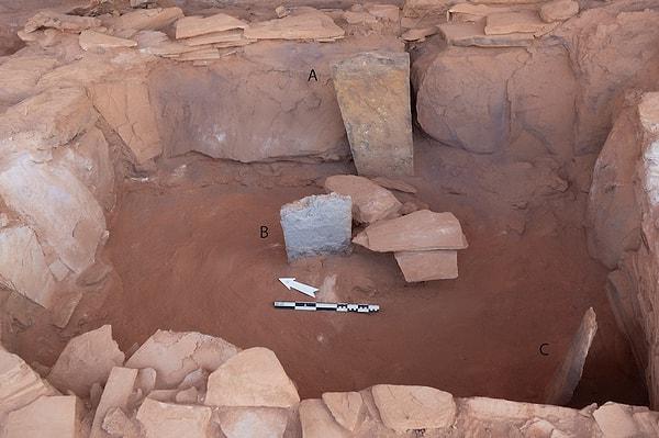 7. Arabistan'daki 7 bin yıllık gizemli yapılarda insan kalıntıları bulundu.
