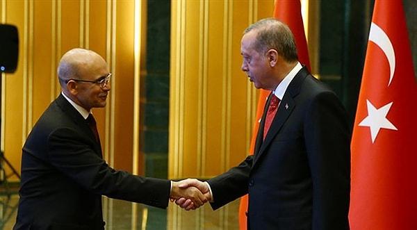 Hürriyet Gazetesi yazarı Hande Fırat, bugünkü köşesinde Mehmet Şimşek’le Cumhurbaşkanı Erdoğan’ın ikinci defa görüştüğünü yazdı.