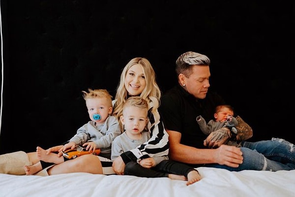 Поженившись, Крис и Савана уже успели родить троих детей