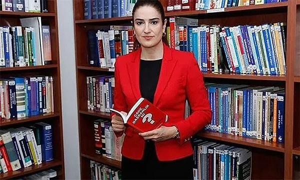 Av. Güner, Özdağ'a Twitter'dan "Kadının da ADI VAR: Ben kitaplarımla/fikirlerimle var oldum" diye yanıt verdi.
