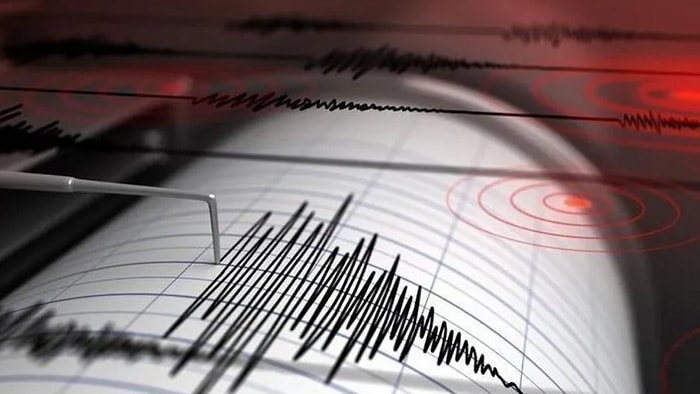 AFAD Açıkladı: Gece Yarısı Arka Arkaya 3 Deprem Birden