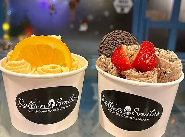 9. Rolls'n Smiles Ice Cream & Crepes: