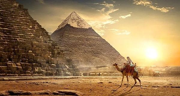 Antik Mısır uygarlığı, M.Ö. 3100'den M.Ö. 332'ye kadar süren tarihin en eski ve en etkileyici uygarlıklarından biridir.