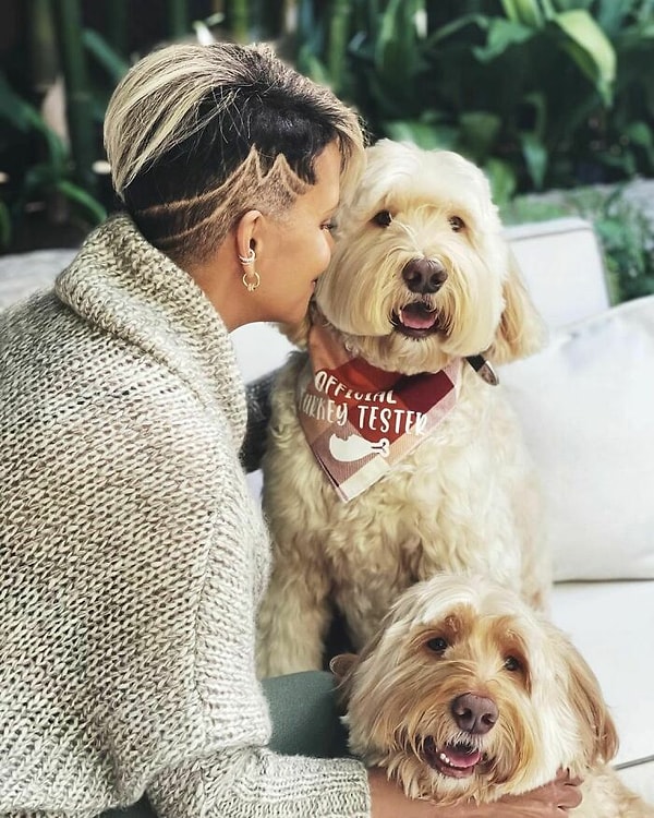 21. Холли Берри с Джексоном и Романом