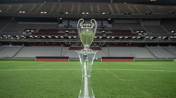 UEFA’nın, olası olumsuzluklar halinde Şampiyonlar Ligi finalini üçüncü kez İstanbul’dan alma planı yaptığı öğrenildi.