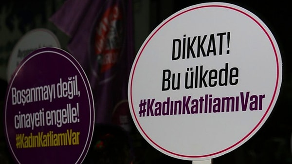 Öte yandan İzmir Adli Tıp Kurumu'nca hazırlanan otopsi raporunda, Yeşim Akbaş'ın ölüm şeklinin ateşli silah yaralanmasına bağlı gerçekleştiği, canzsı bedenden alınan örneklerin laboratuvar tetkiki bitiminde ayrıntılı otopsi raporunun düzenleneceği belirtildi.