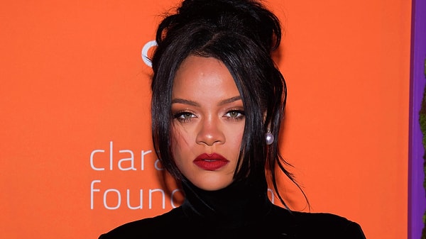 4. Рианна: $65 тыс. в месяц  💸