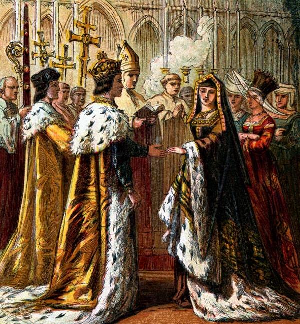 Bu zaferle, Lancaster ve York hanedanları arasındaki düşmanlık sona erdi ve Henry Tudor, York Hanedanı'ndan Yorklu Elizabeth ile evlenerek İngiltere'deki iki rakip hanedanı birleştirdi.