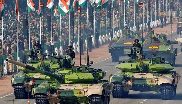 Hindistan, 81.4 milyar dolarla 2022 yılında bir önceki yıla göre yüzde 6 artarak en fazla askeri harcama yapan dördüncü ülke oldu.