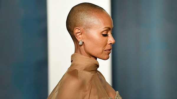 Но Джада Пинкетт-Смит, являющаяся продюсером документального фильма, не согласна с народом Египта: она сказала, что “происхождение знаменитой египетской королевы является предметом больших споров”.