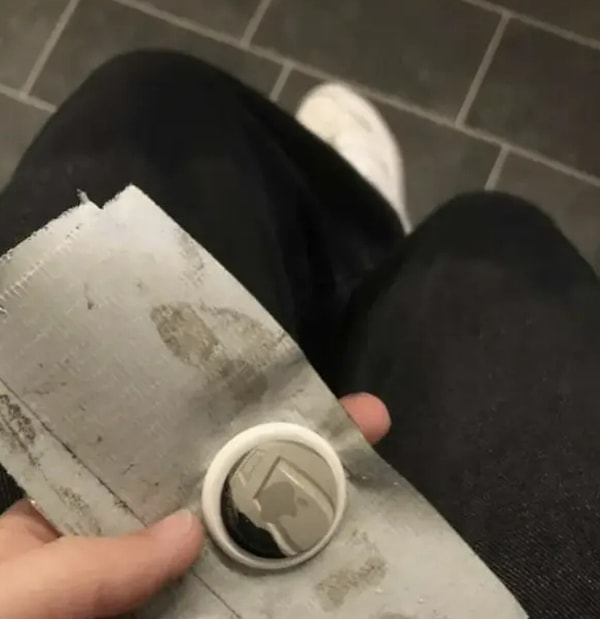 4. «Моя подруга нашла трекер Apple AirTag на своей машине. Это очень страшно»