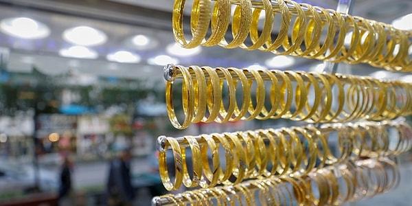 Ons altın, gün sonunda 2.008 dolardan, gram altın 1.257 TL'den karşılık bulurken, Kapalıçarşı'da 1.378 TL'den işlem gördü. Borsa İstanbul'da altın sertifikası 14,53'ten işlem gördü.
