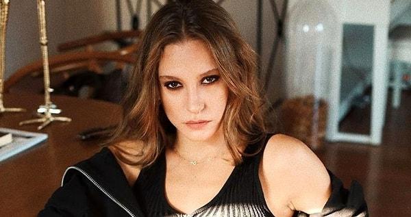 Serenay Sarıkaya's personal life has also been of great interest to her fans.