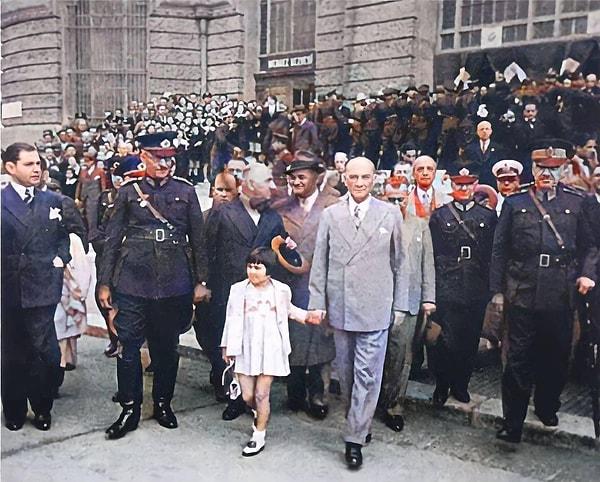 13. Gazi Mustafa Kemal Atatürk’ün ağır hastalık geçirdiği dönemde İstanbul’a son gelişi. (27 Mayıs 1938) ❤️
