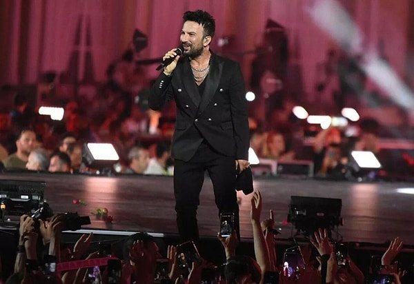 Siz Tarkan'ın 'Demokrasi' paylaşımı hakkında ne düşünüyorsunuz?