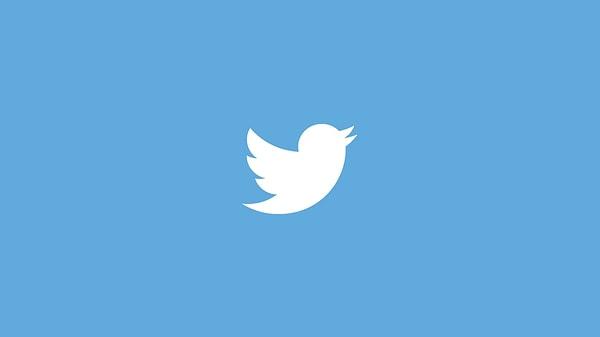“Twitter’a iletilen erişim engellenmesine yönelik mahkeme kararları uyarınca ve Twitter'ın Türkiye’de kullanıma açık kalmasını sağlamak amacıyla, Türkiye'de bazı içeriklerin erişimine engelleme getirdik.”