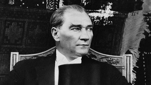 14. Atatürk (1998)