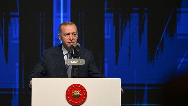 Bazı otoriteler, Cumhurbaşkanı Erdoğan'ın seçimin ikinci turunda daha nitelikli bir çoğunluğa ulaşarak Meclis'te kaybettiği ivmesini telafi etmeye çalışacağı görüşünü taşıyor.
