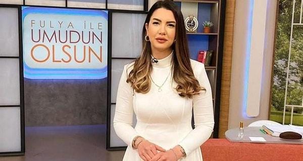 Ekranların sevilen muhabiri Fulya Öztürk hepimizin bildiği gibi geçtiğimiz yıllarda FOX ekranlarında yayınlanan Umudun Olsun programıyla boy gösteriyordu.