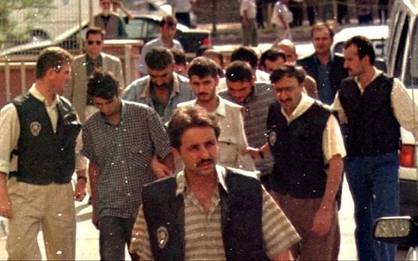Diyarbakır'da 20 kişinin öldürülmesi, 31 kişinin ise satır ve silahla yaralanması eylemlerine katılan 4 Hizbullah tetikçisinin daha serbest bırakıldığı ortaya çıktı.