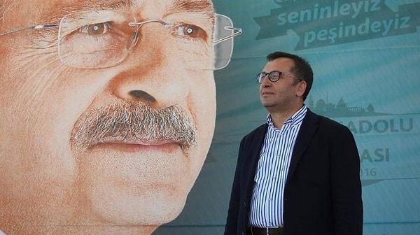 CHP Genel Başkan Başdanışmanı Veli Özdemir,  2015 milletvekili genel seçimlerinideki afişleri üzerinden MHP'ye seslendi.