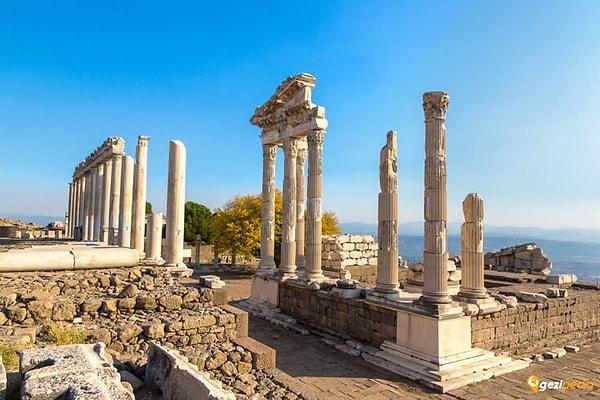 Pergamon: The City of Learning and Great Altar