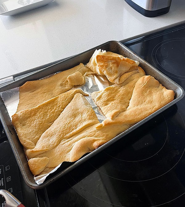 34. «Так мой парень приготовил круассаны»