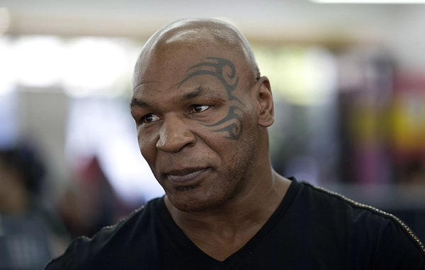 10. Майк Тайсон: держит голубей