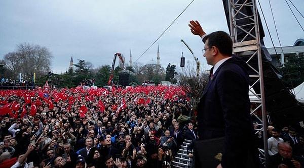 İlk turda hemen hemen her il de miting düzenleyen İmamoğlu, ikinci turda ise İstanbul’u mahalle mahalle gezerek oy istemişti.