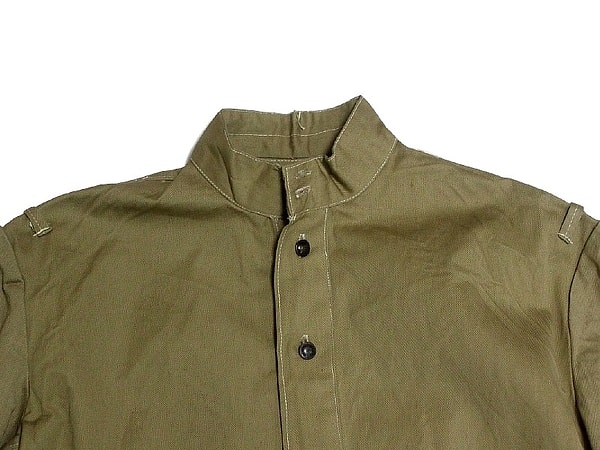 Изначально это была одежда для спортсменов, а само слово «гимнастерка» не что иное, как сокращение от гимнастическая рубаха