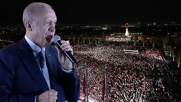 28 Mayıs Pazar günü düzenlenen ikinci tur seçimlerinde Erdoğan %52 oy almayı başararak ipi göğüsledi.