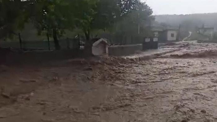 Eskişehir'de Sel Felaketi: Evler Yıkıldı, Sokaklar Zarar Gördü