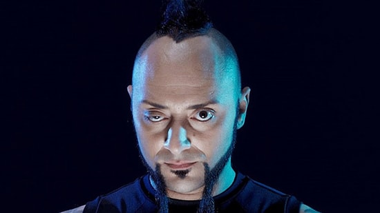 Yeni Şafak Yazarı, Hayko Cepkin'i Hedef Aldı: 'Kim, Niye Kandırıyor Bizi?'