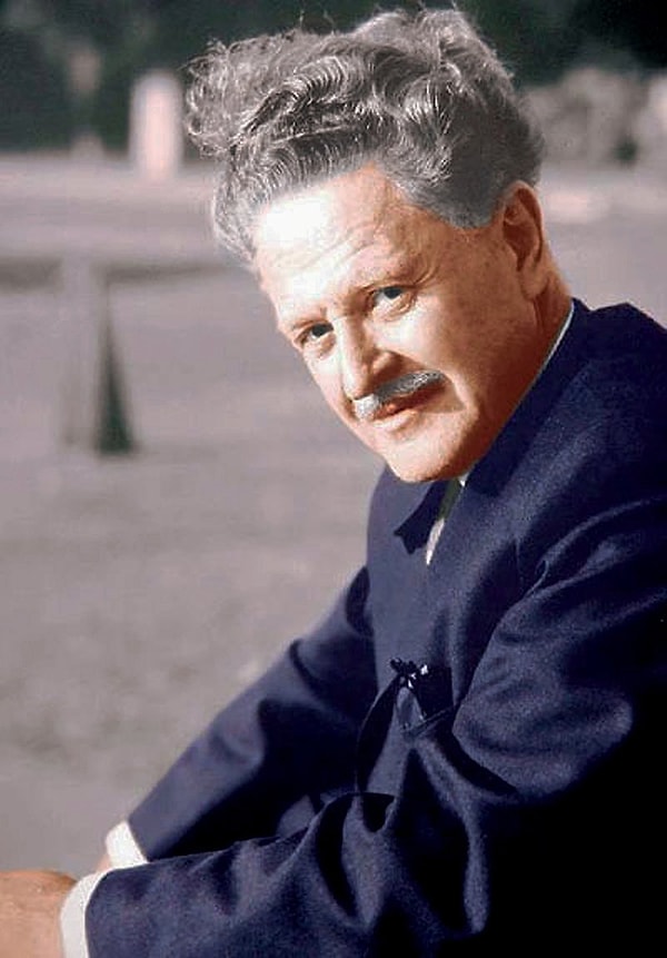 'Poems of Nâzım Hikmet' (1986):