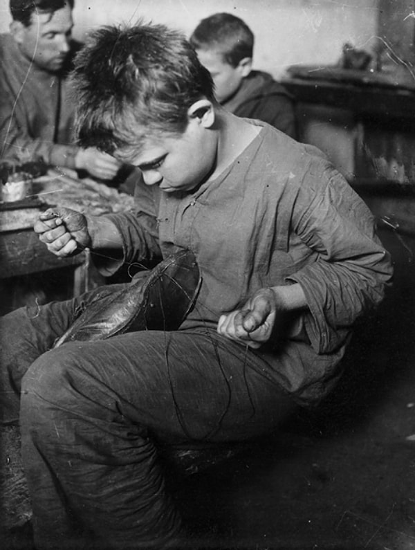 14. Обучение беспризорников. Москва, 1926