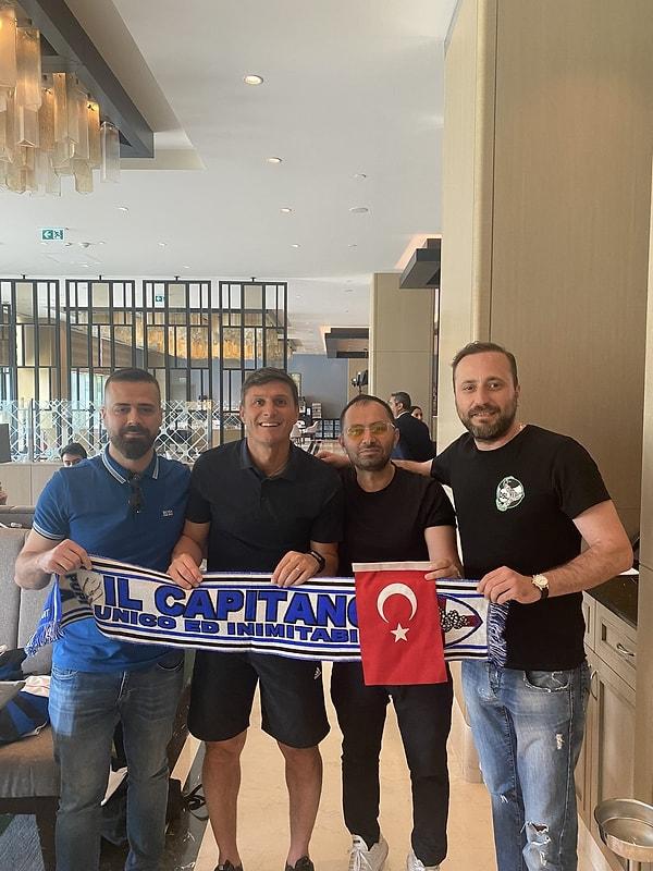 Büyük kaptan Zanetti Türkiye'deki Inter taraftarlarıyla birlikteydi.
