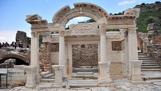 Kyzikos: Reviving the Past through Ancient Ruins and Landmarks