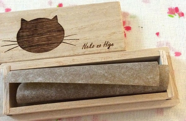 5. Футляр для кошачьих усов