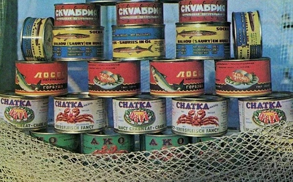 2. ПРАВДА или ЛОЖЬ: Чтобы быстро распродавать советские консервы, Молотов объявил народу, что в них спрятаны драгоценные вещи?