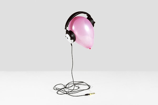 8. Какой из этих писателей страдал от синестизии – состояния, когда различные чувства смешиваются в восприятии?