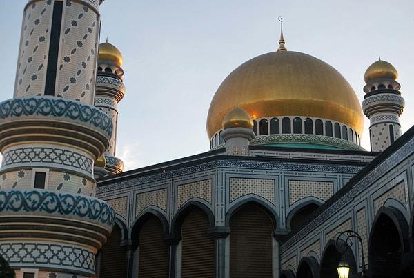 7. Tajikistan'daki İbad-ı Hakkhan Camii