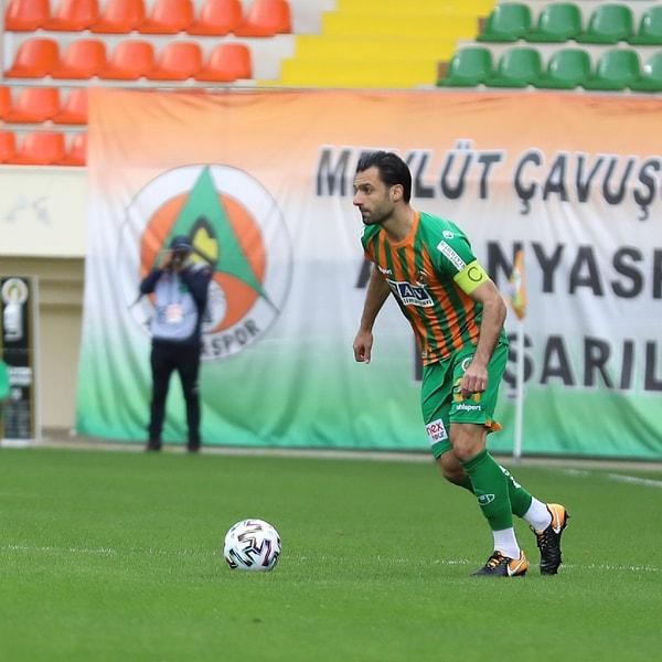 6. Pendikspor, bir dönem Alanyaspor forması giyen geçen sezon Yunanistan’da AEK ile şampiyonluk yaşayan Georgios Tzavellas ile ilgileniyor. (Ertan Süzgün)
