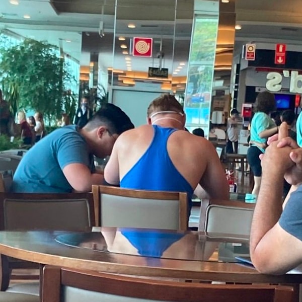 7. Это что, какой-то знакомый Бората? 😂