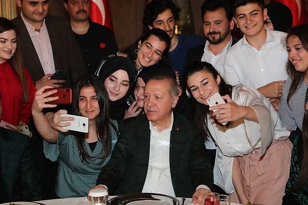 Cumhurbaşkanı Erdoğan seçim döneminde, özellikle gençlere yönelik bir dizi önemli vaat açıklamıştı.