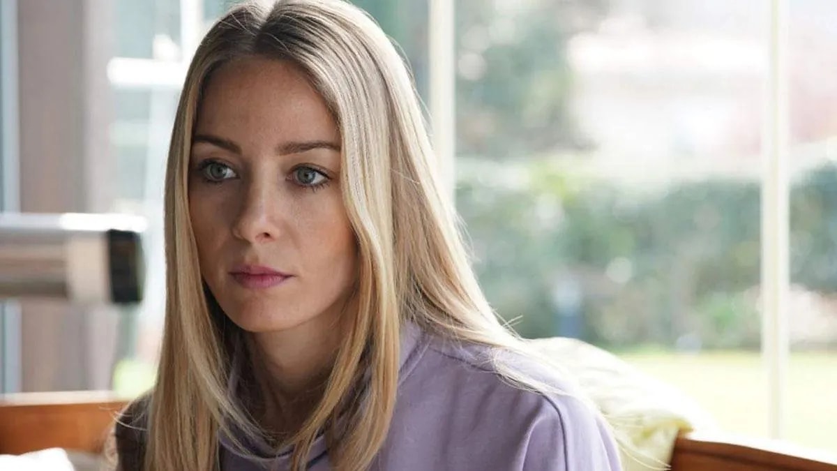 Bade İşcil: An Actress Redefining the Turkish Television Landscape - Onedio