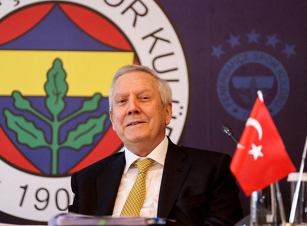Fenerbahçe eski başkanı Aziz Yıldırım düzenlediği basın toplantısında açıklamalarda bulundu.