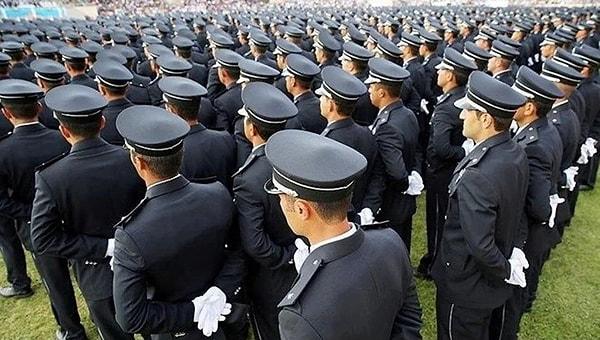 Ortalama kazancın en yüksek olduğu ön lisans bölümü ise TÜİK verilerine bakıldığında polis meslek eğitimi olduğu görüldü.